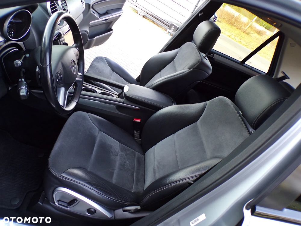 Mercedes-Benz ML 280 CDI 4Matic 7G-TRONIC Edition 10 - 22