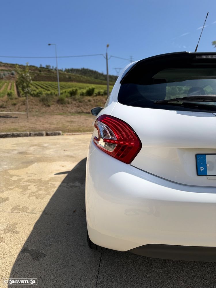 Peugeot 208 e-HDi 68 EGS5 Stop&Start Active - 5