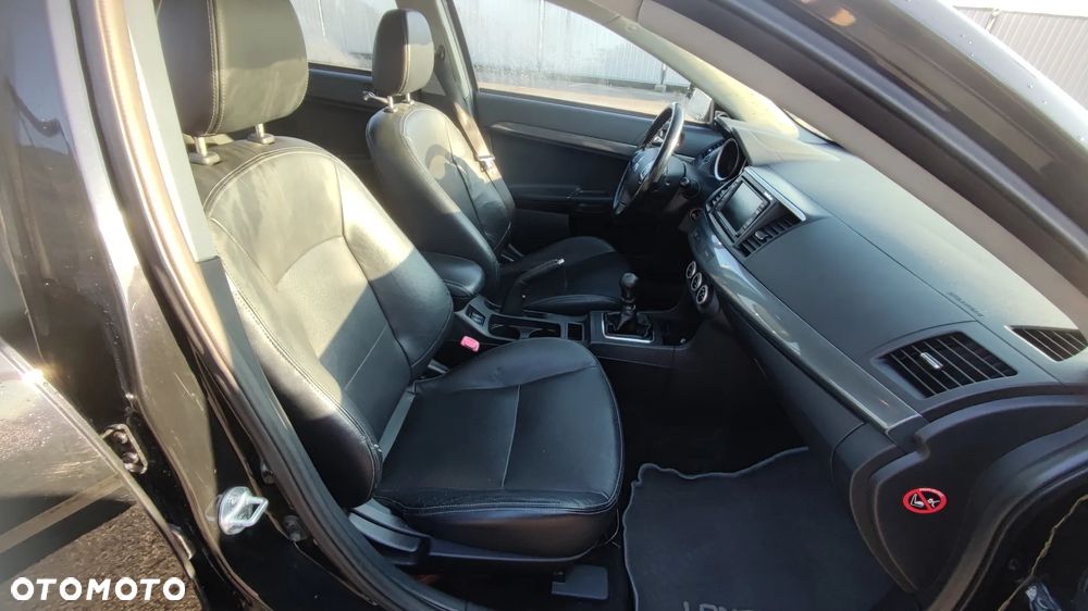 Mitsubishi Lancer 2.0 DID Instyle NAVI - 21