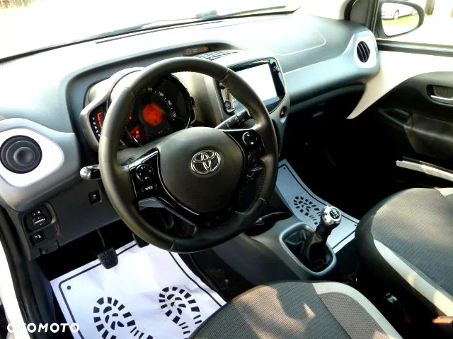 Toyota Aygo 1.0 VVT-i Color Edition - 21