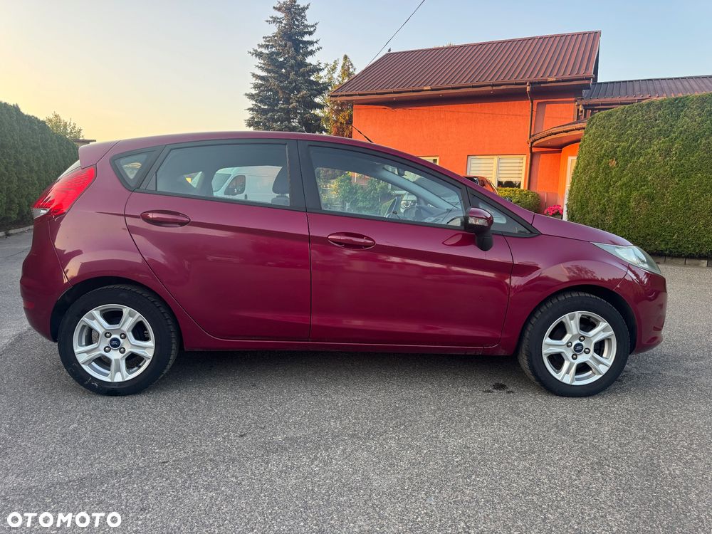 Ford Fiesta 1.25 Champions Edition - 6