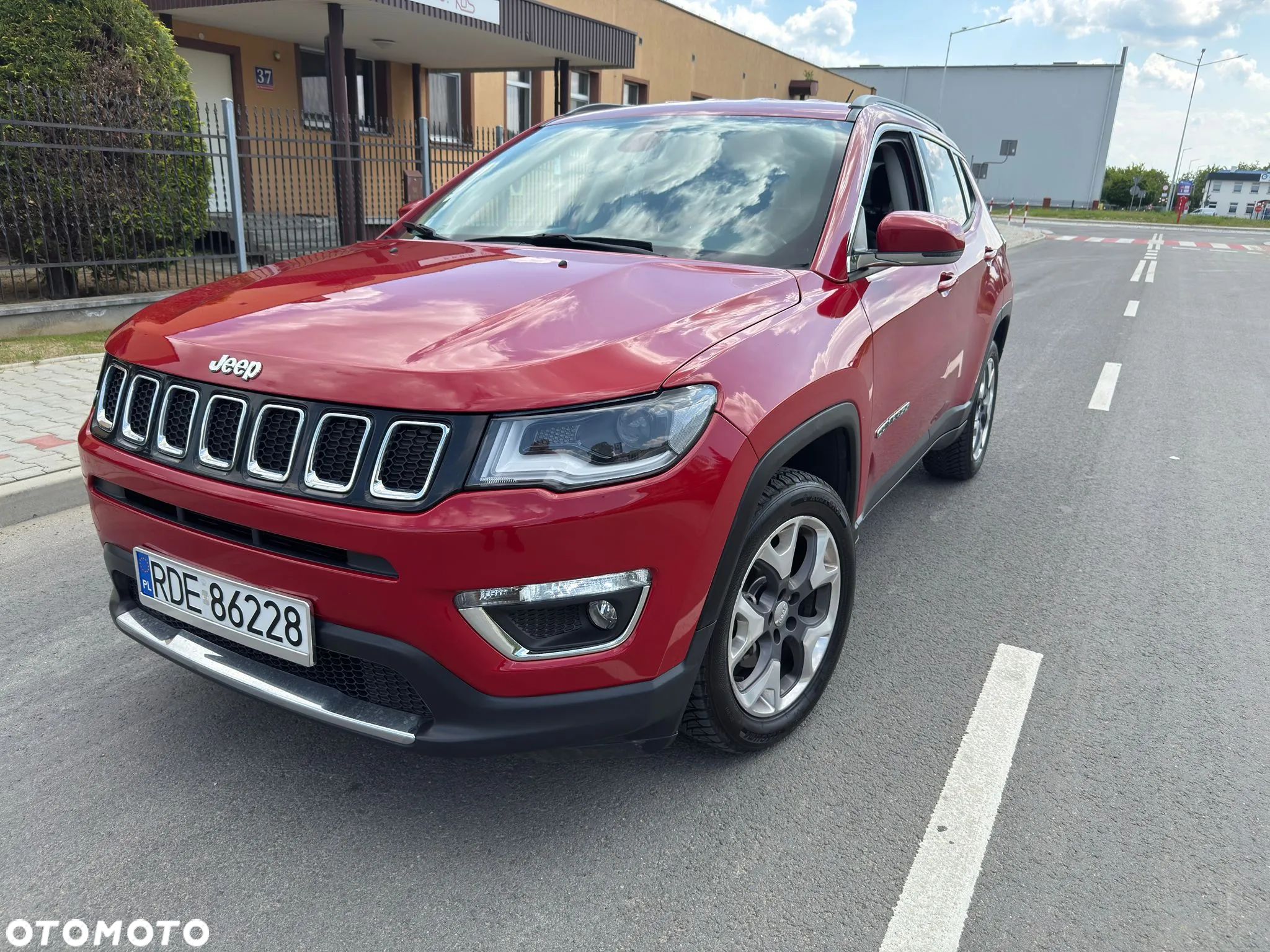 Jeep Compass - 1