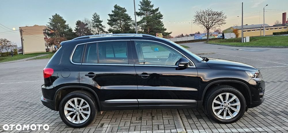 Volkswagen Tiguan 2.0 TDI DPF BlueMotion Technology Exclusive - 20