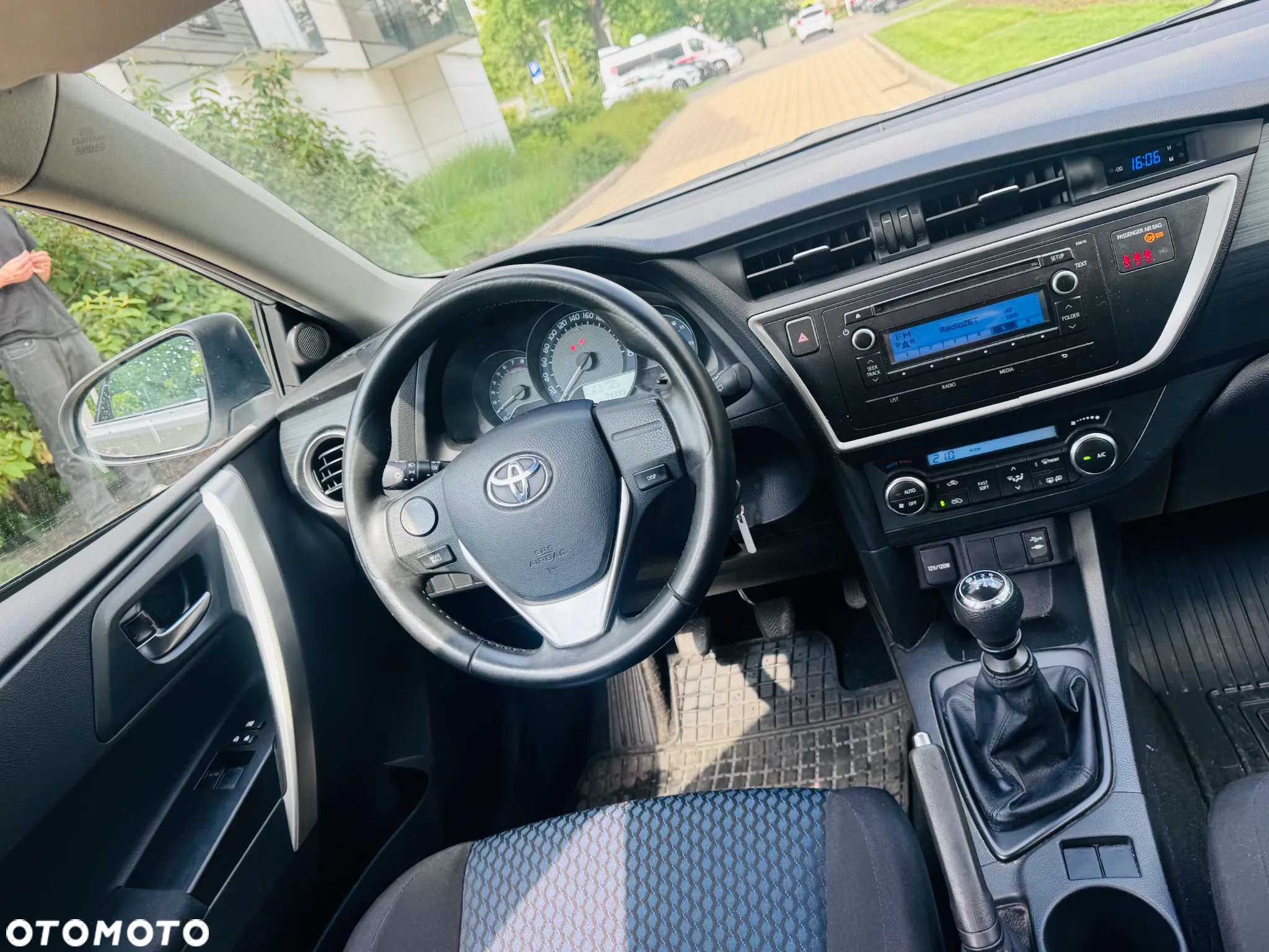 Toyota Auris 1.33 VVT-i Active - 23