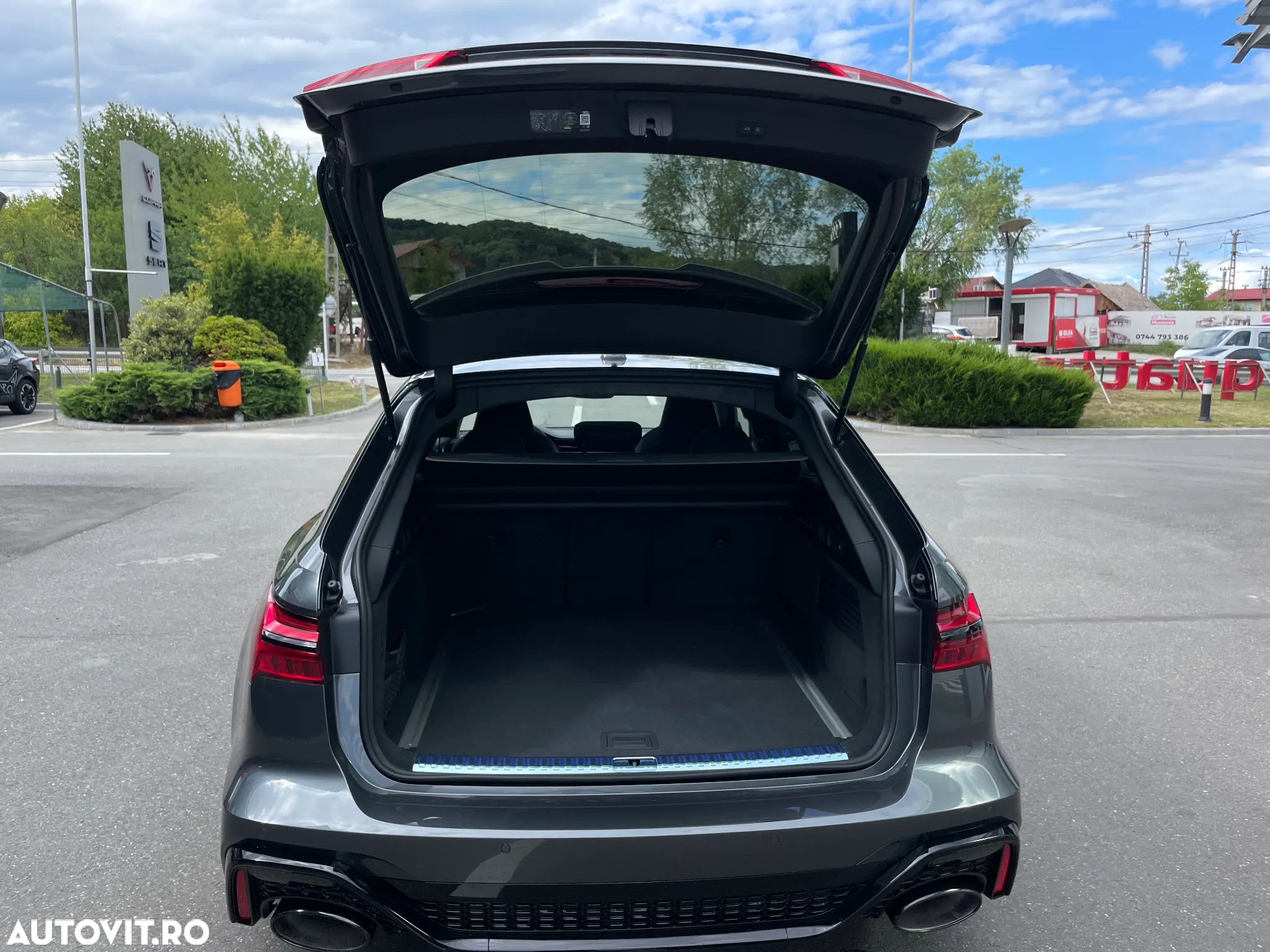 Audi RS6 Avant Performance TFSI quattro Tiptronic MHEV - 11