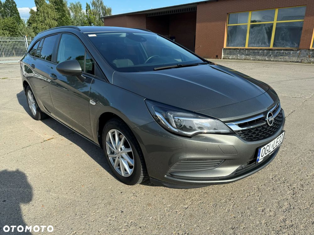 Opel Astra 1.6 D Automatik Start/Stop Business - 4
