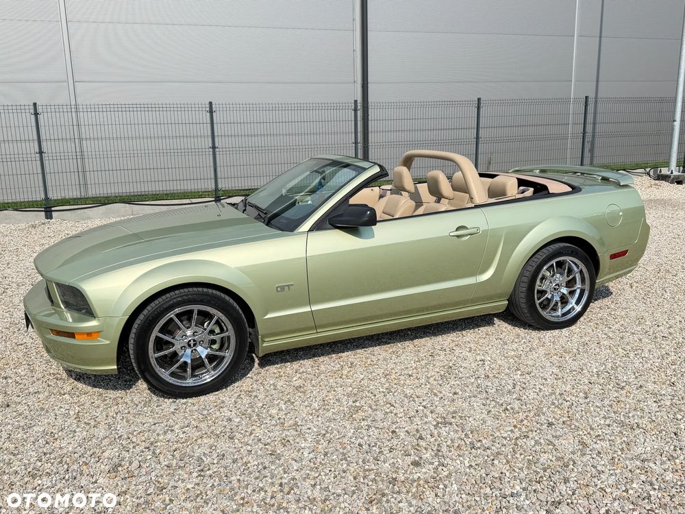 Ford Mustang - 10