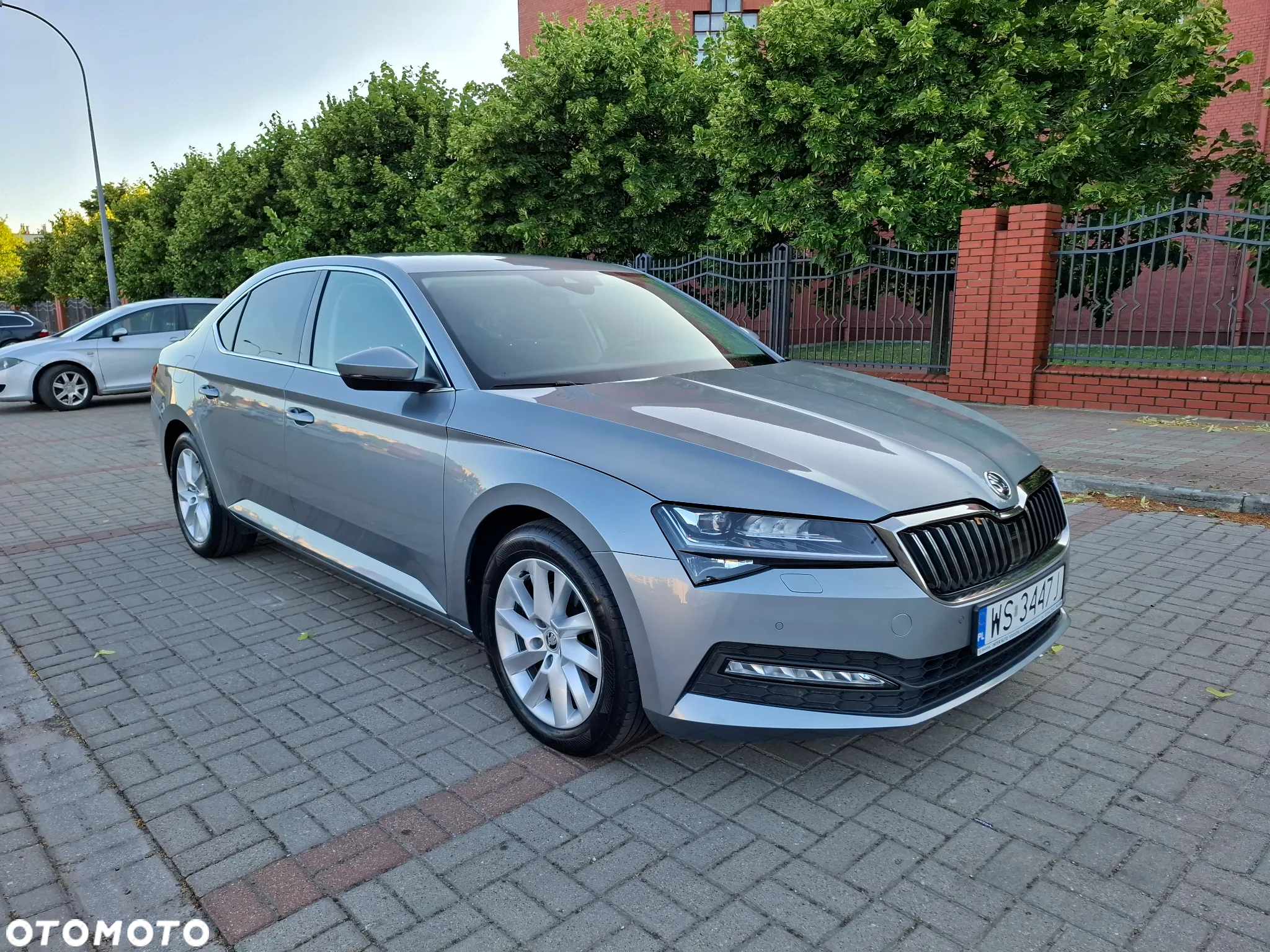 Skoda Superb 2.0 TSI Ambition DSG - 23