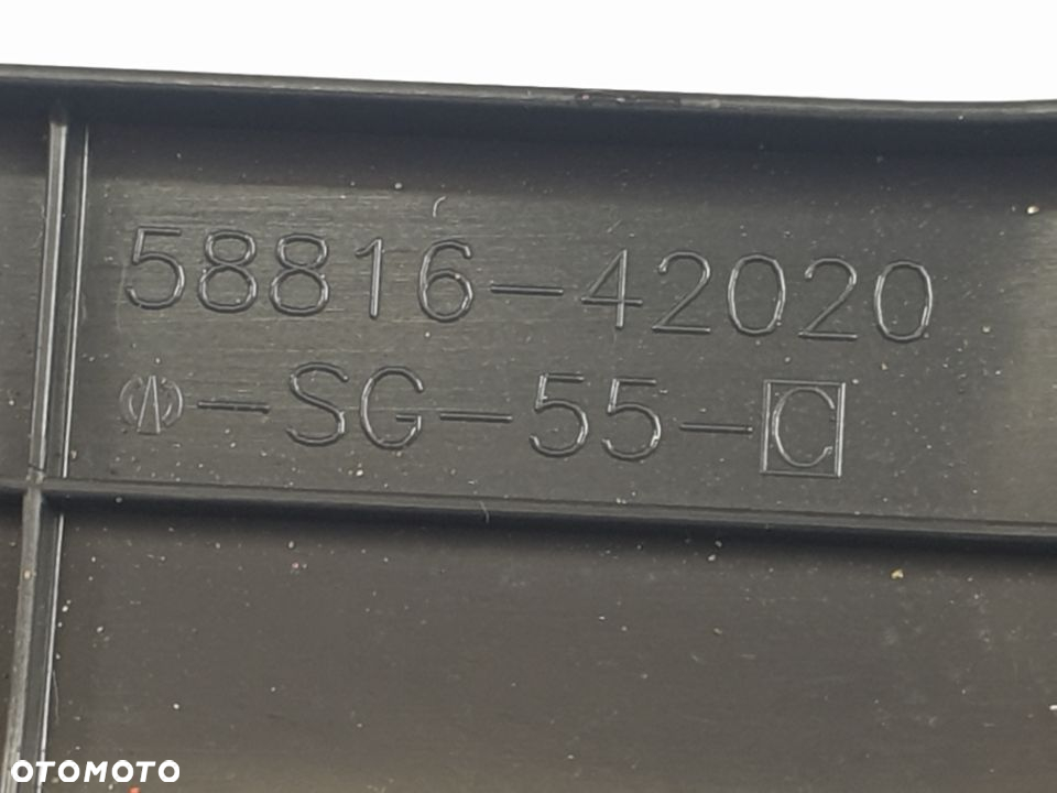 Osłona TOYOTA RAV4 2.5H od 2019 roku - 3
