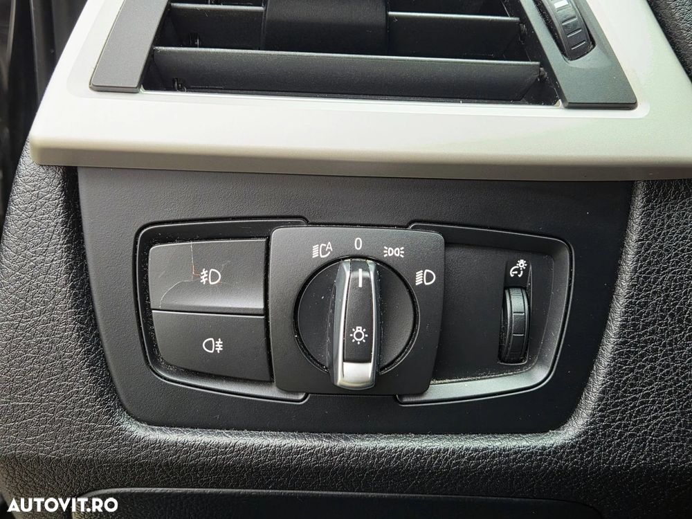 BMW Seria 3 318d Blue Performance Sport Line - 21