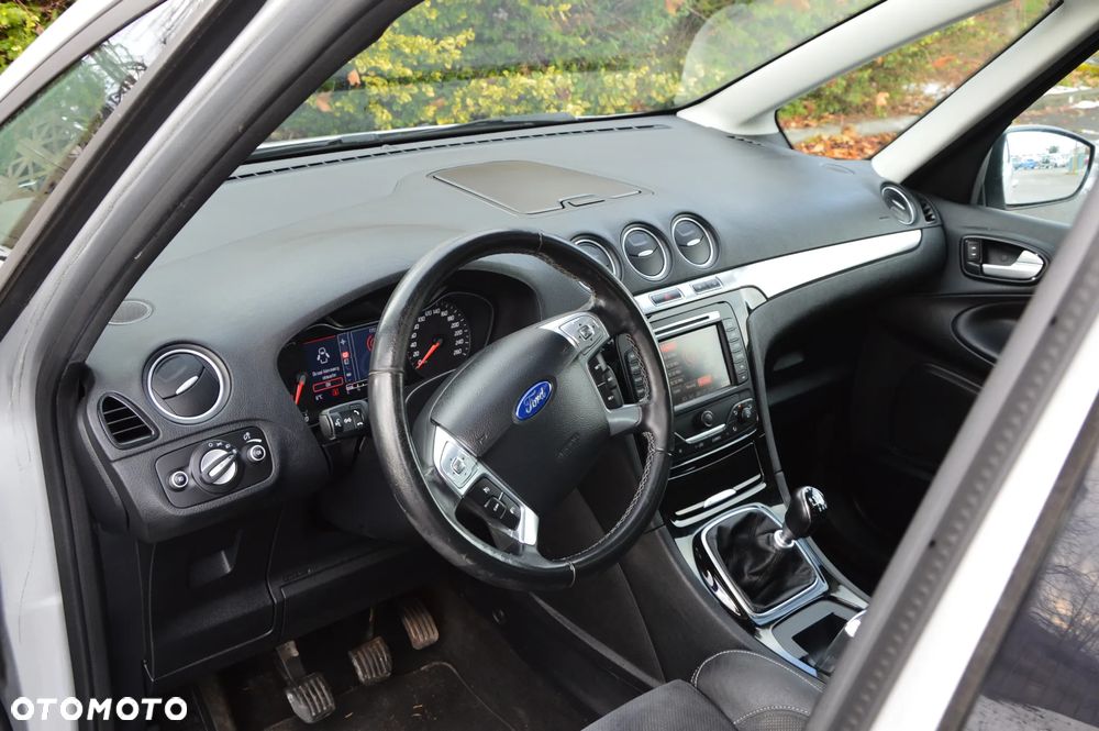 Ford Galaxy 2.0 TDCi Platinium X - 23