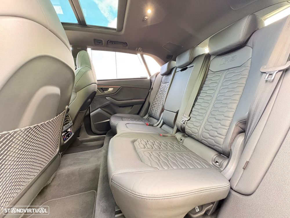 Audi RS Q8 TFSI quattro Tiptronic - 22