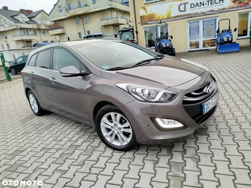 Hyundai i30 1.6 Premium - 4