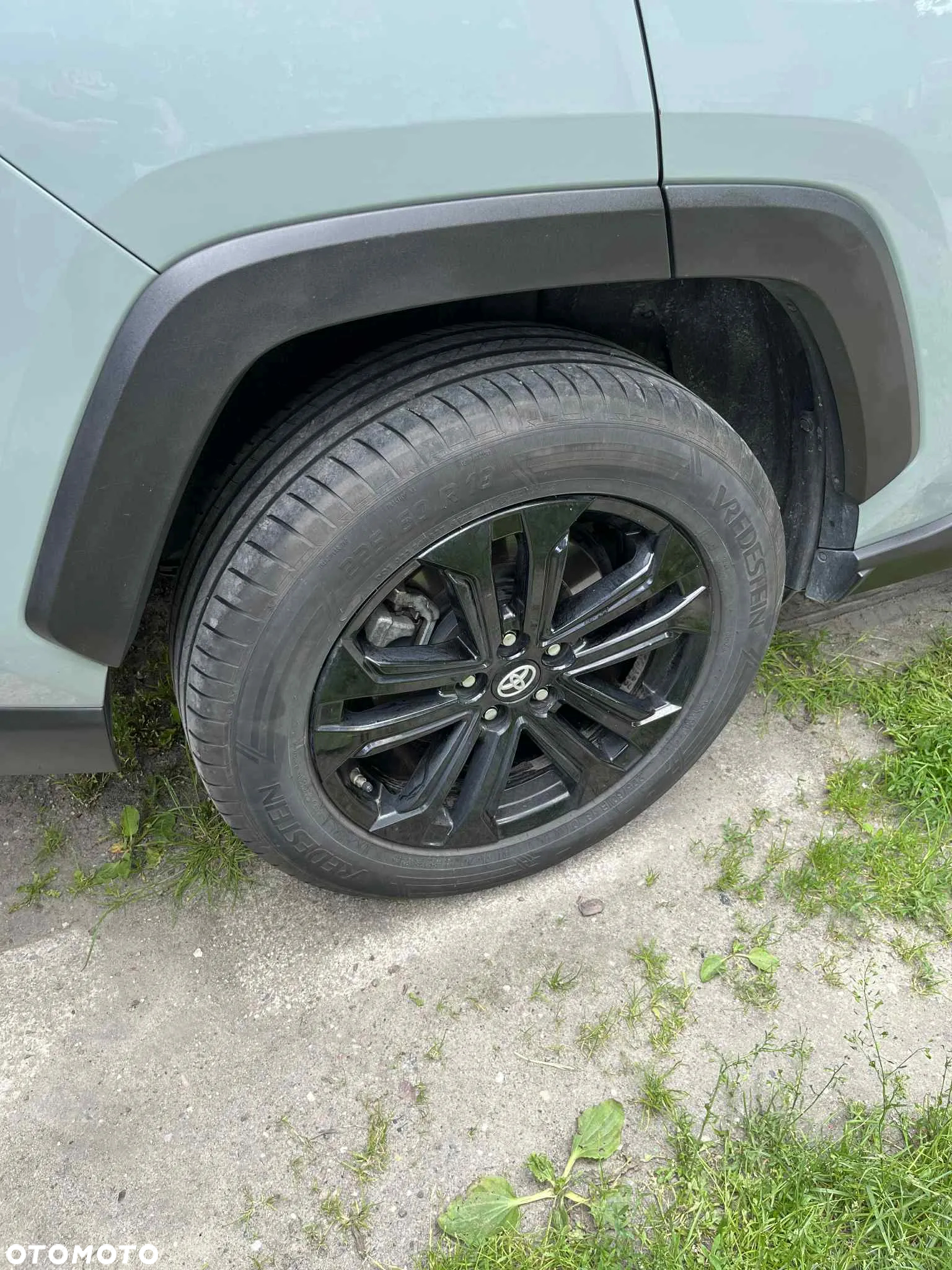 Toyota RAV4 - 9