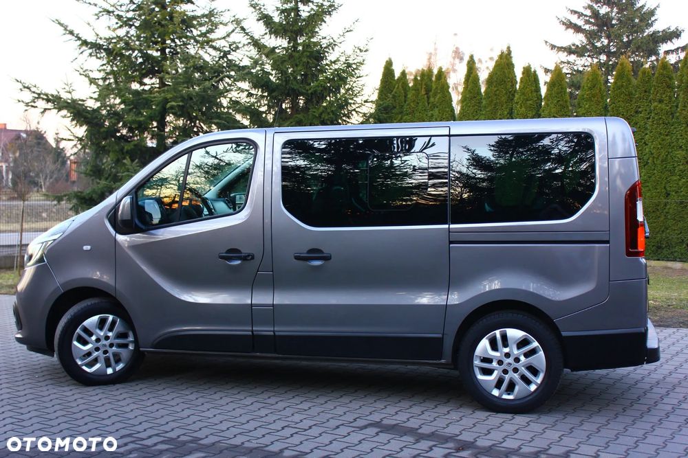 Renault Trafic 2.0 dCi - 7