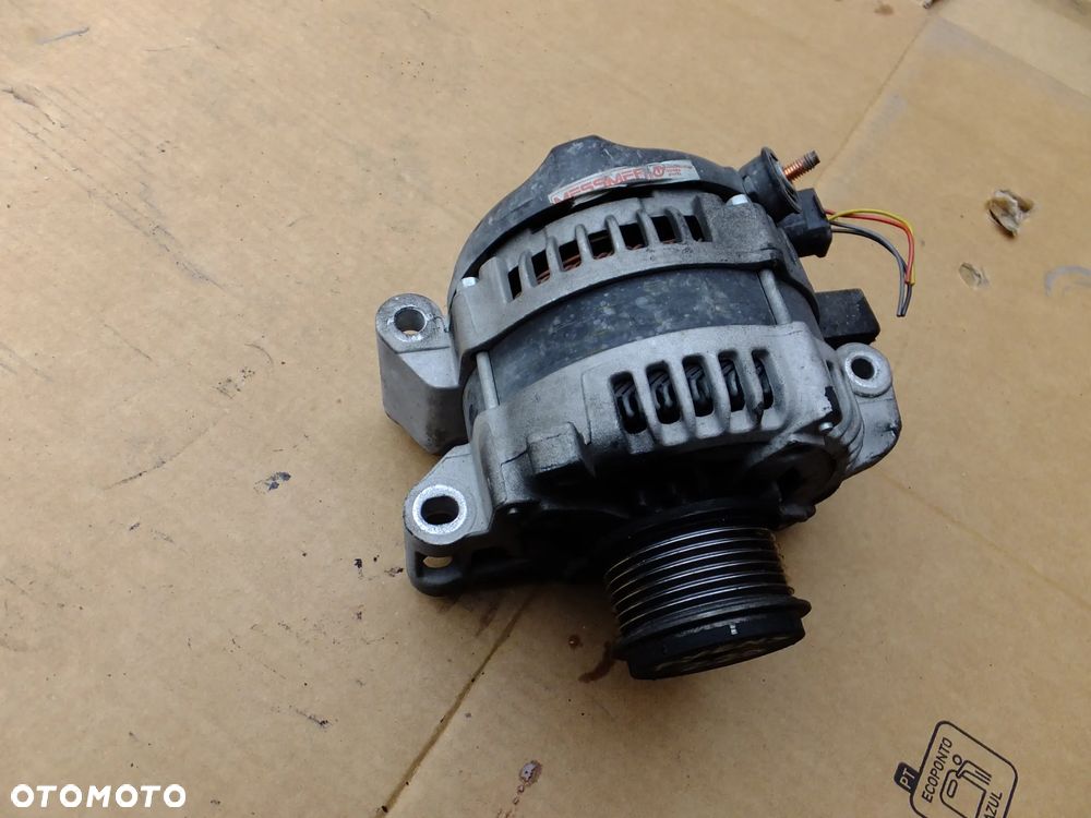 alternator toyota avensis T25 2,2 D4D 2006r - 1
