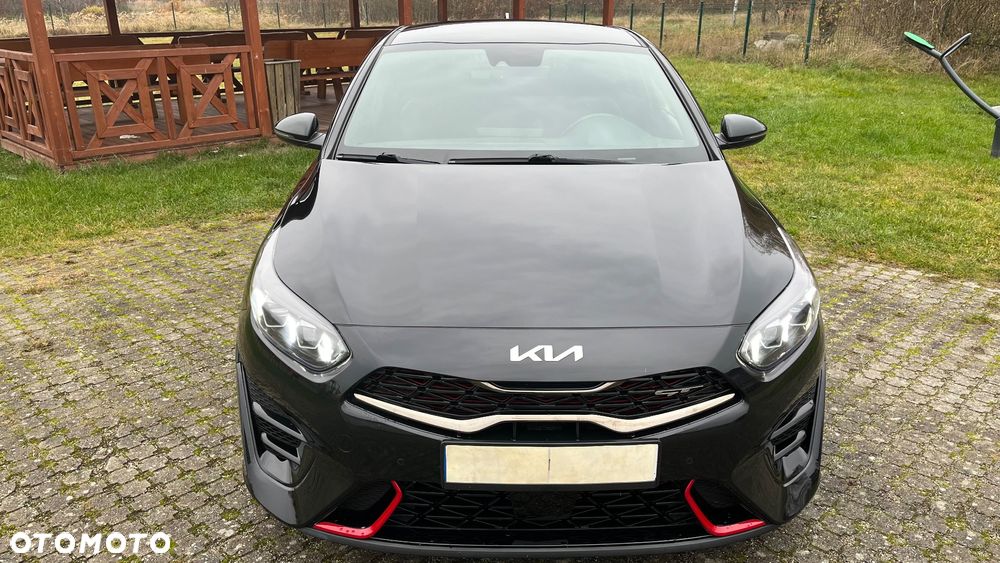 Kia ProCeed - 10