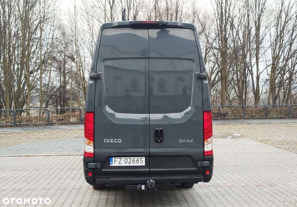 Iveco Daily 35S18 - 8