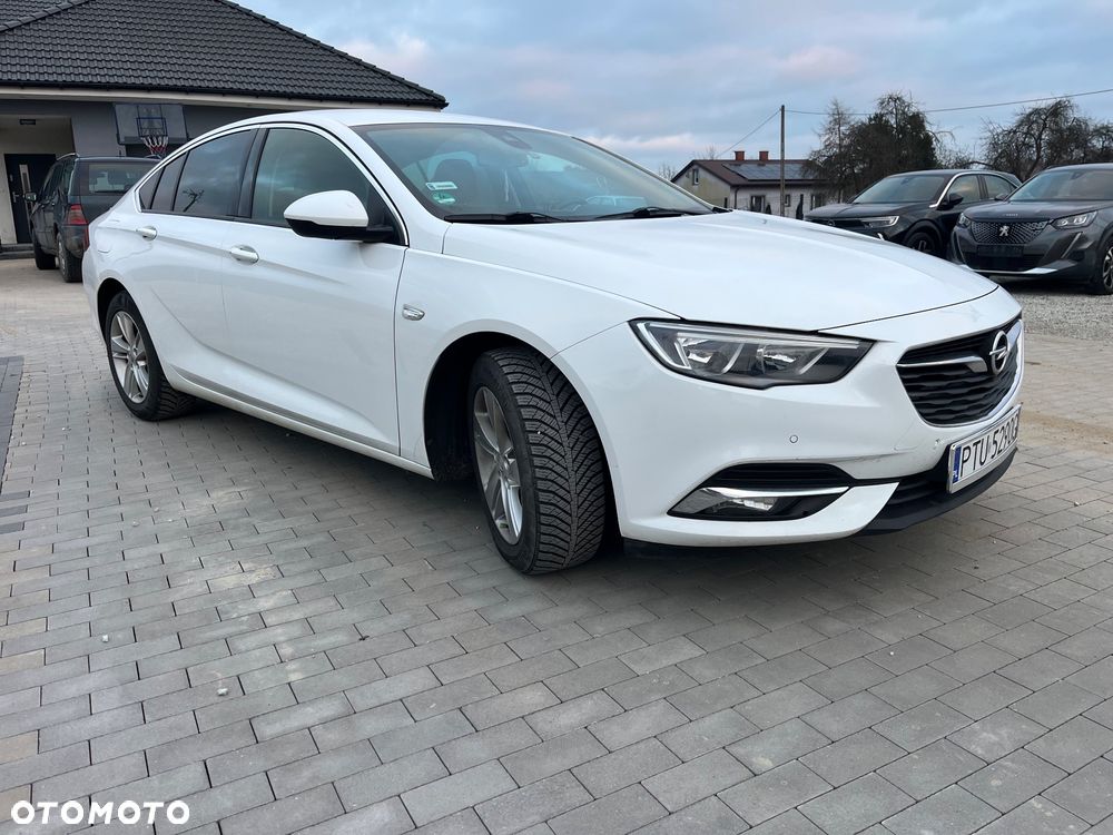 Opel Insignia 2.0 CDTI Automatik Edition - 2