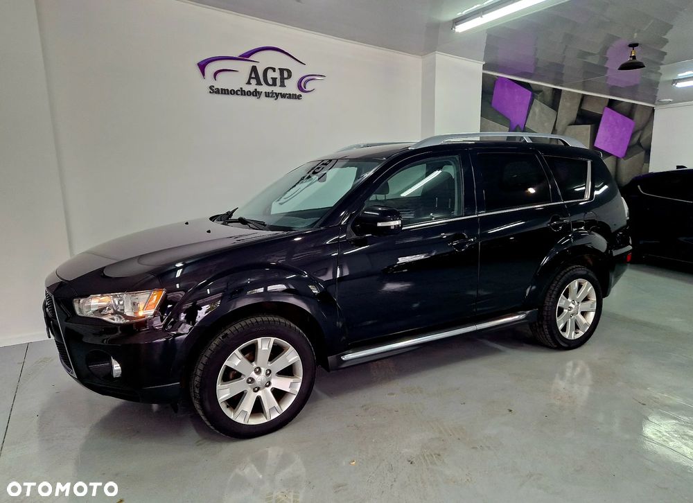 Mitsubishi Outlander - 10