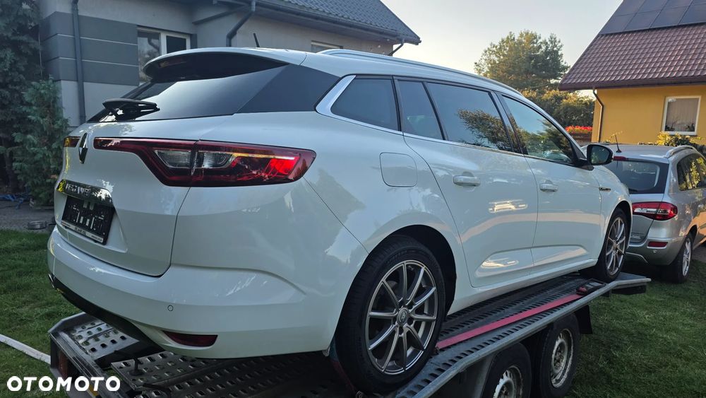Renault Megane Grandtour ENERGY TCe 130 BOSE EDITION - 16