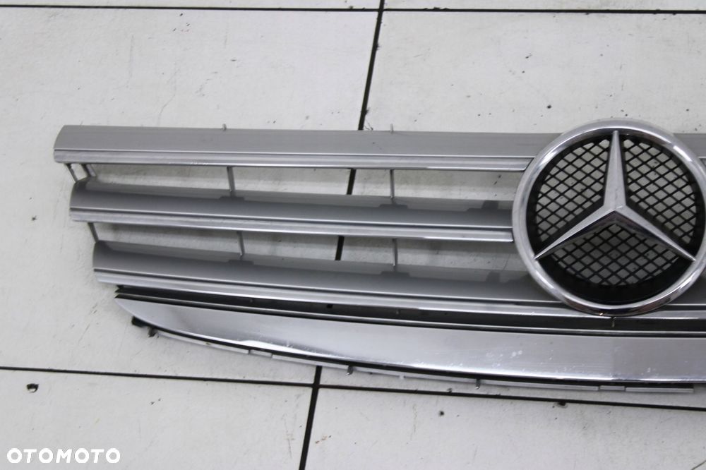 mercedes w169 04r- grill atrapa chłodnicy - 2