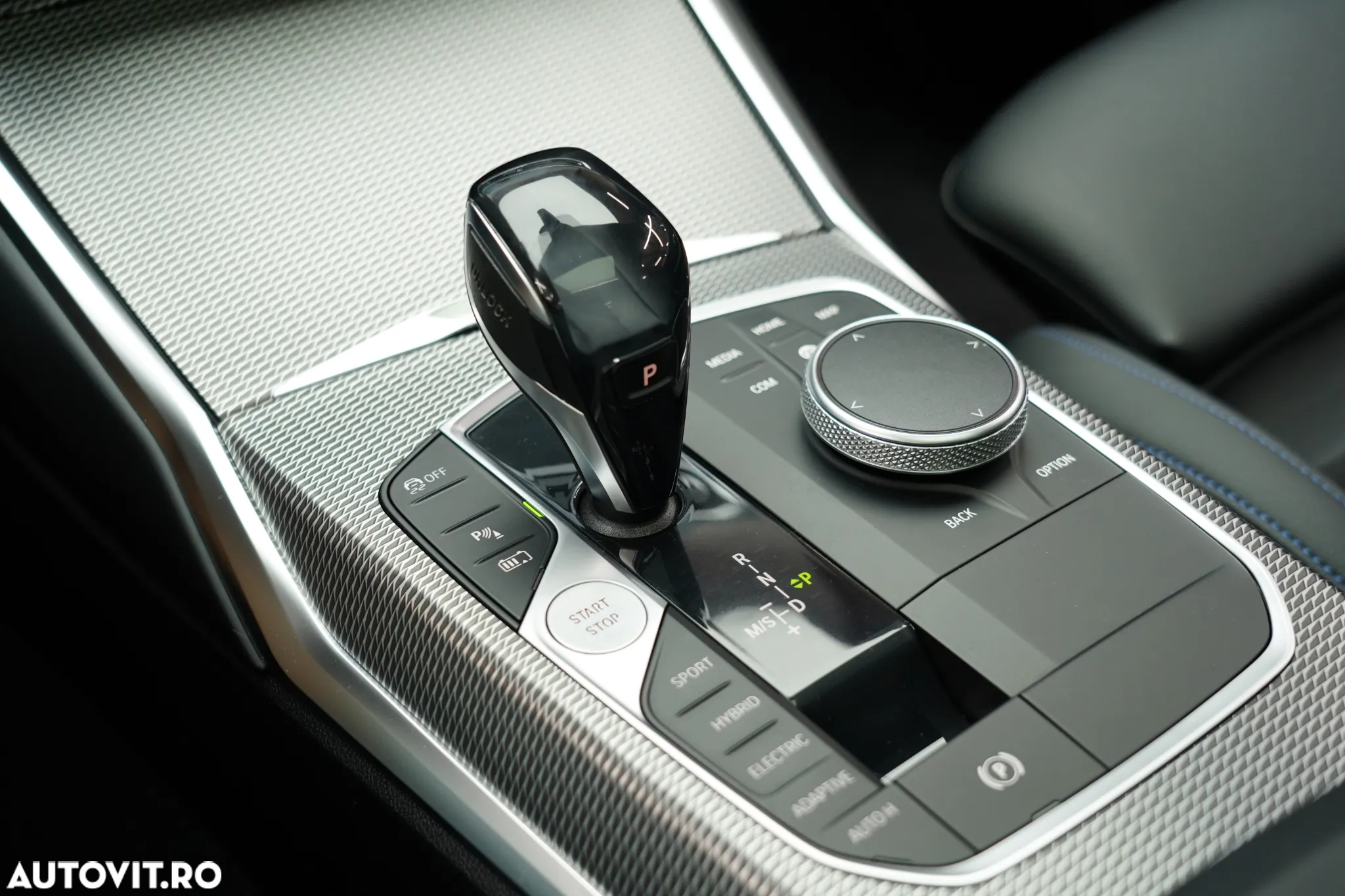 BMW Seria 3 330e Aut. M Sport - 34