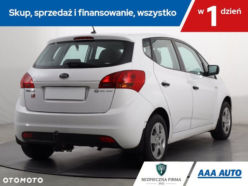Kia Venga - 6