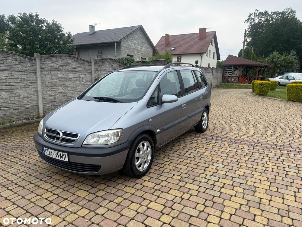 Opel Zafira 1.6 16V Club - 1