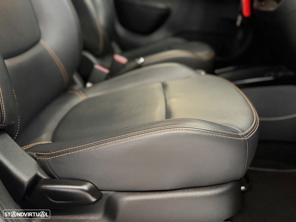 Dacia Spring Comfort Plus - 11