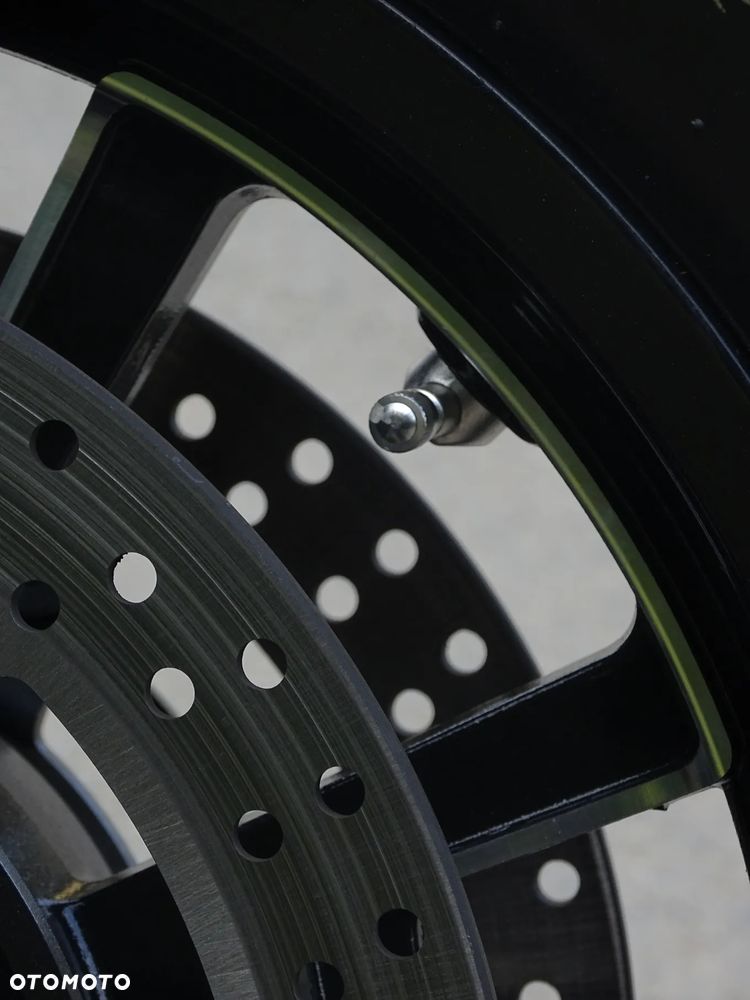 QJMOTOR SRV 600V - 24