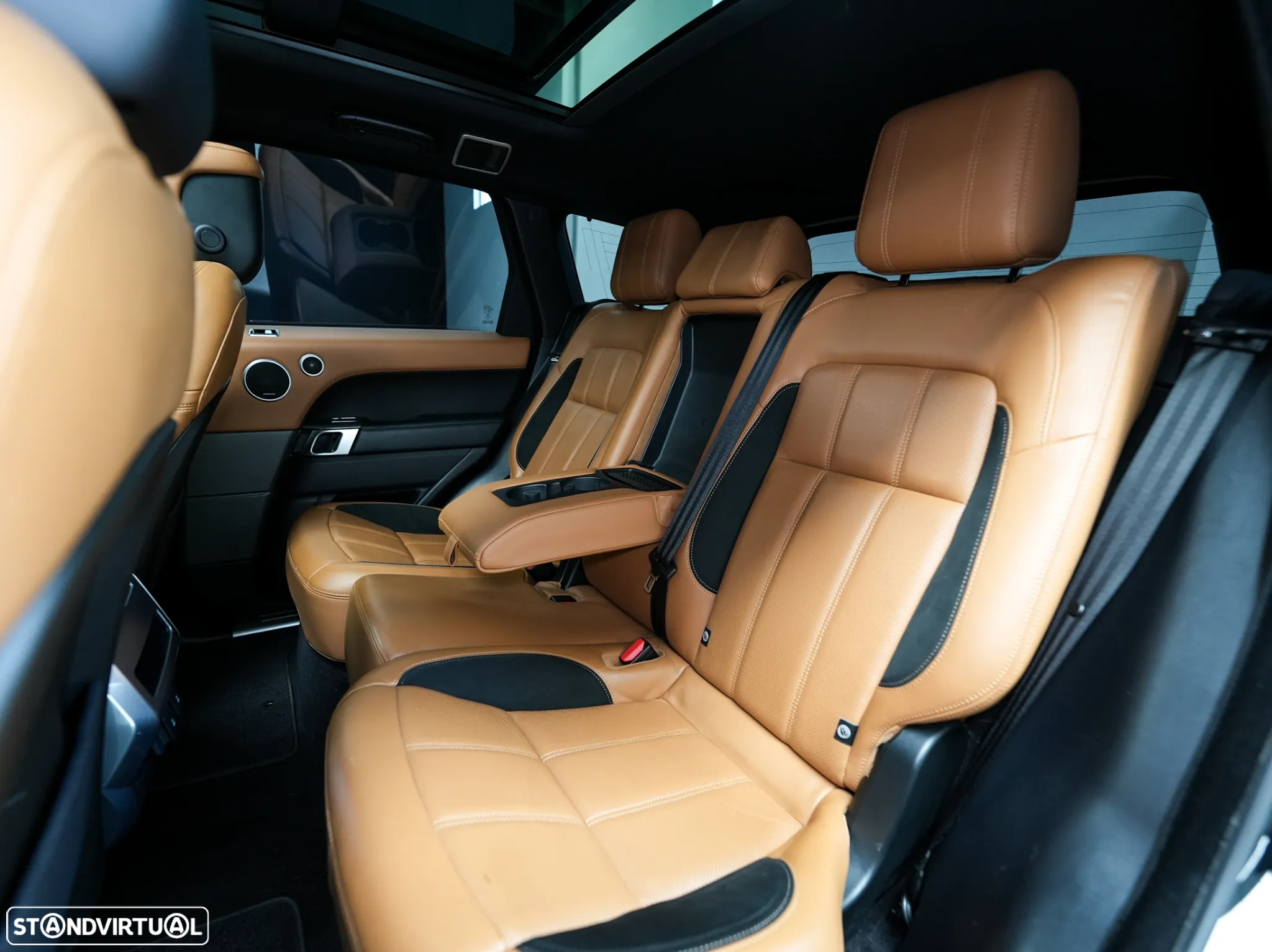 Land Rover Range Rover Sport 2.0 Si4 PHEV HSE Dynamic Stealth - 11