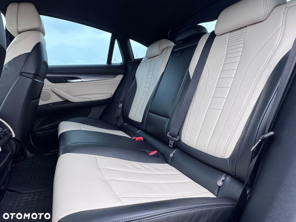 BMW X6 - 16