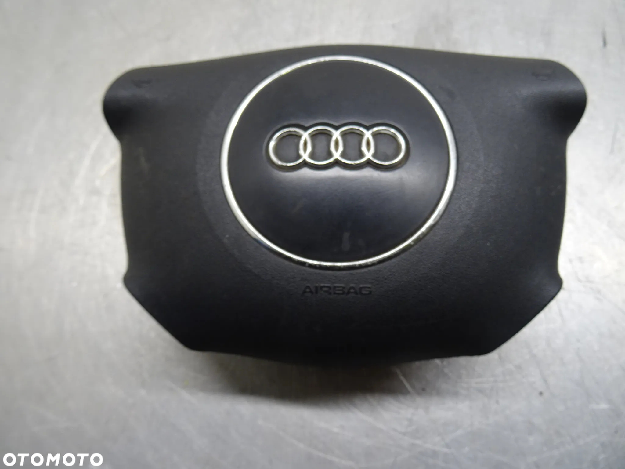 AUDI A4 B6 1.9TDI PODUSZKA KIEROWCY AIRBAG 8E0880201E - 3
