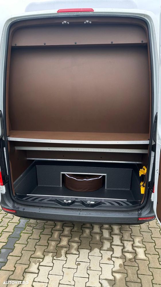 Mercedes-Benz SPRINTER - 4