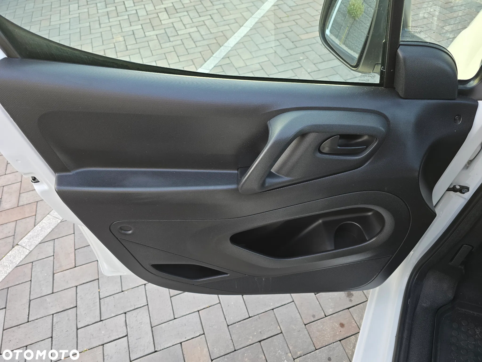 Peugeot PARTNER L1 1.6 HDI 90KM KLIMA LEKTRYKA SALON PL - 30