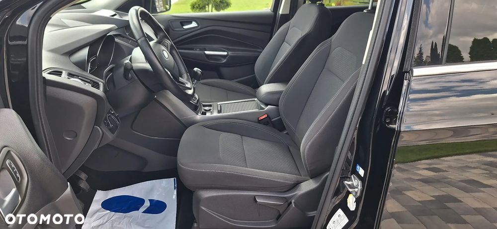 Ford Kuga - 13