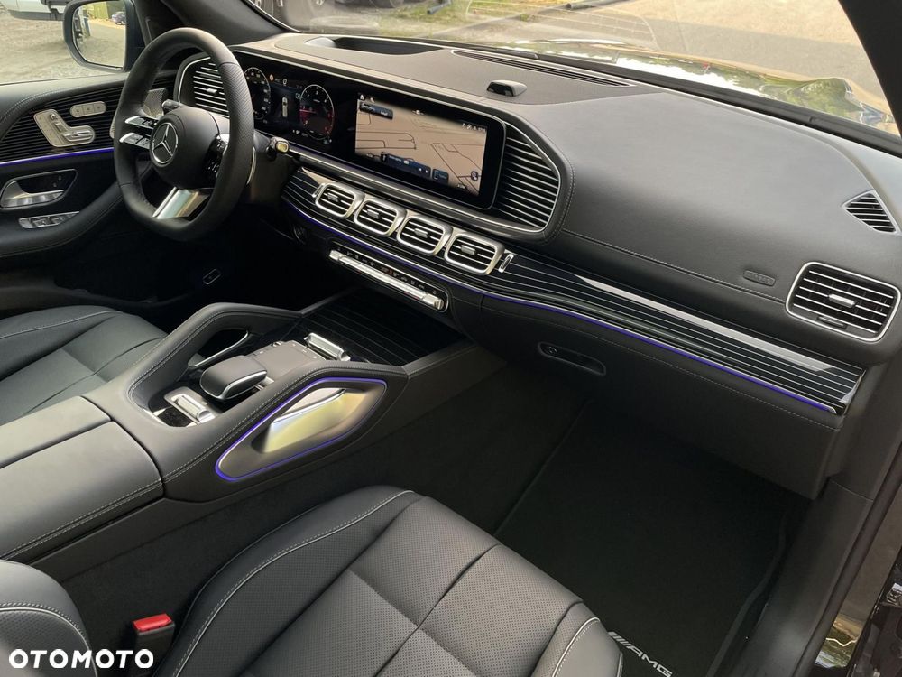 Mercedes-Benz GLS - 13