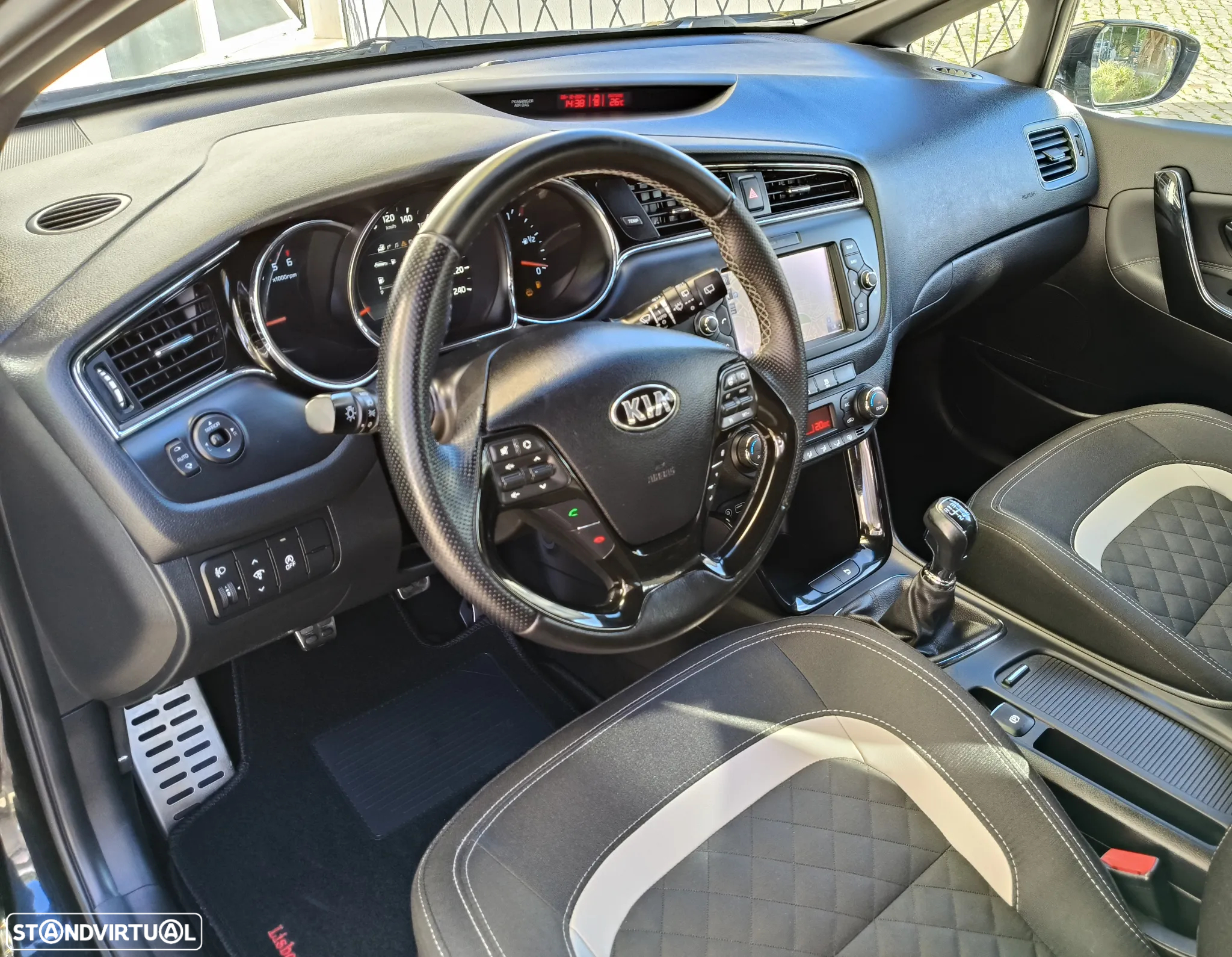 Kia Ceed 1.6 CRDi GT Line - 14