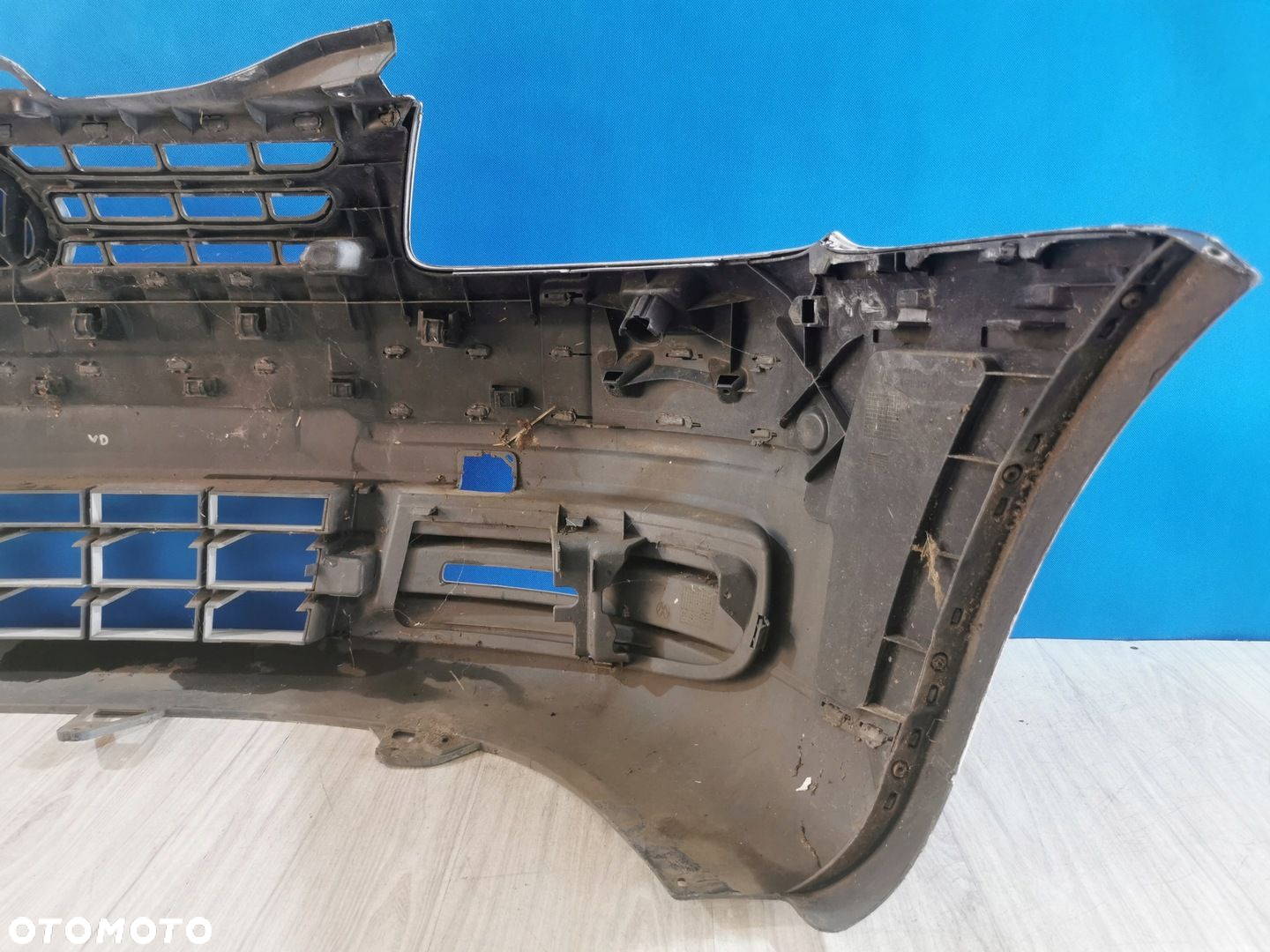 VW Caddy 03/10 zderzak przód przedni - 14