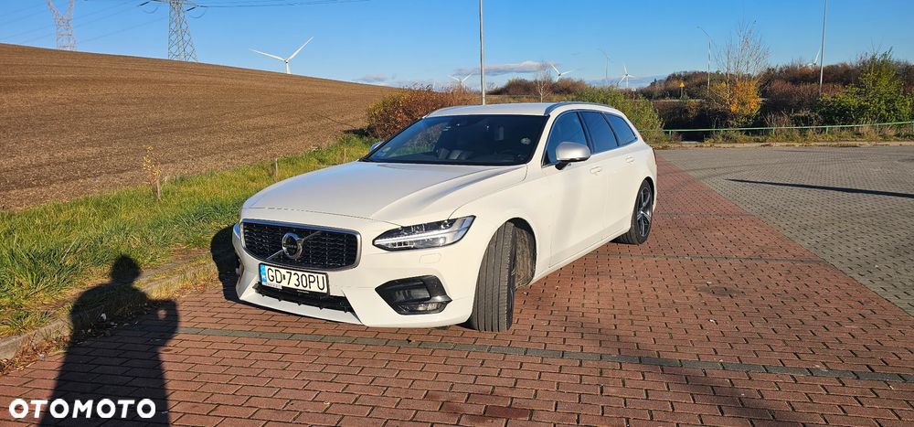 Volvo V90 D4 R-Design - 2
