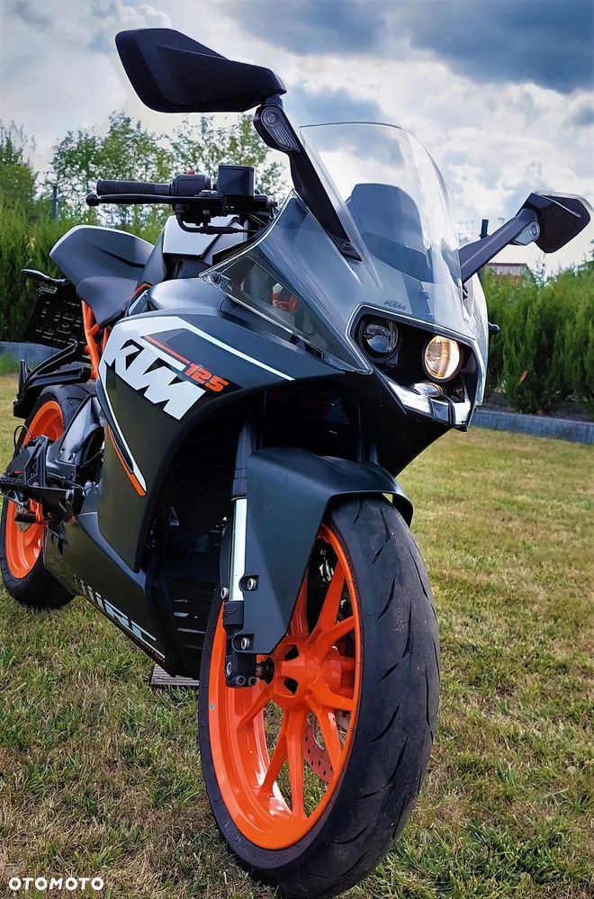 KTM RC 125 - 27