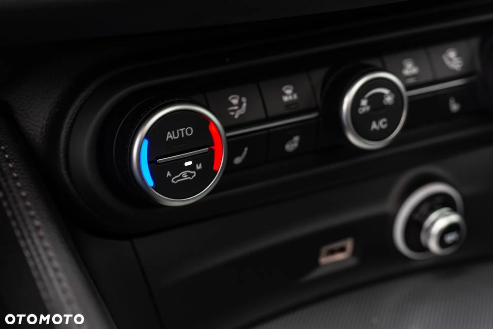 Alfa Romeo Stelvio 2.0 Turbo Veloce Q4 - 34