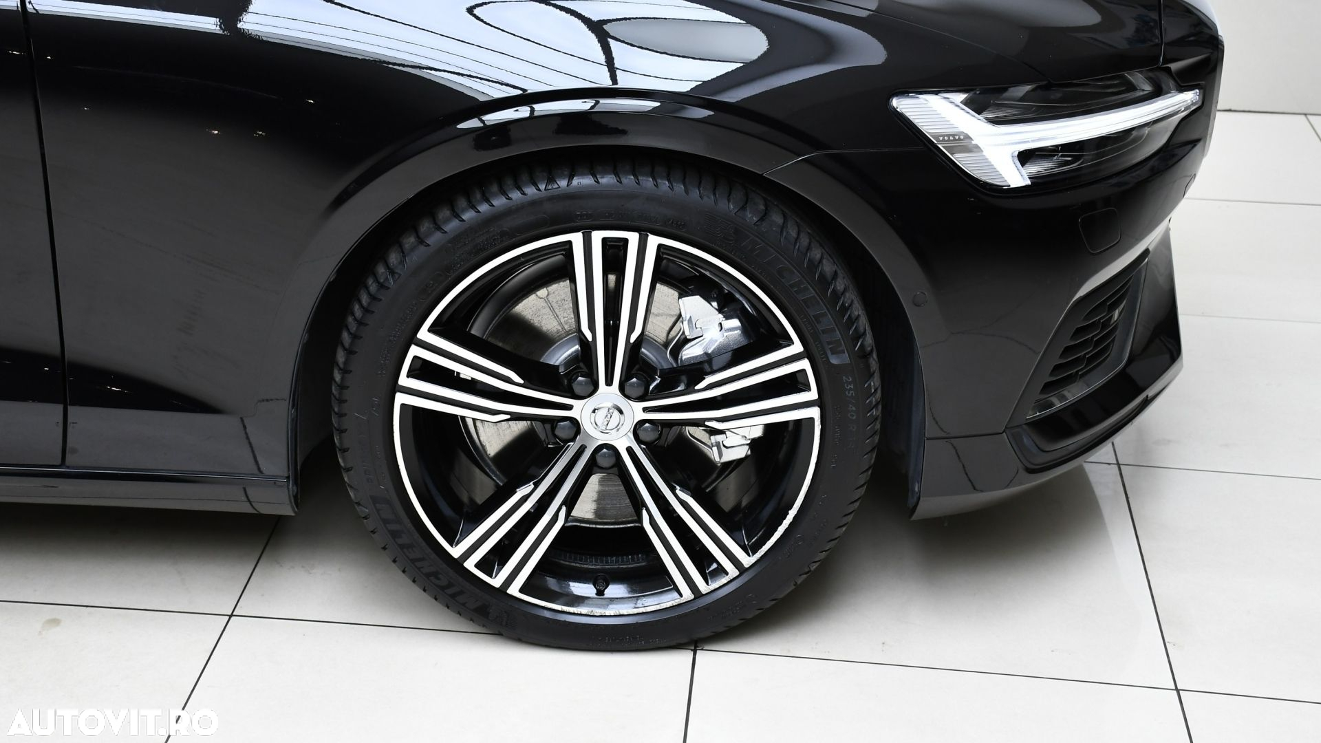 Volvo S60 T8 Recharge AWD Geartronic RDesign - 27