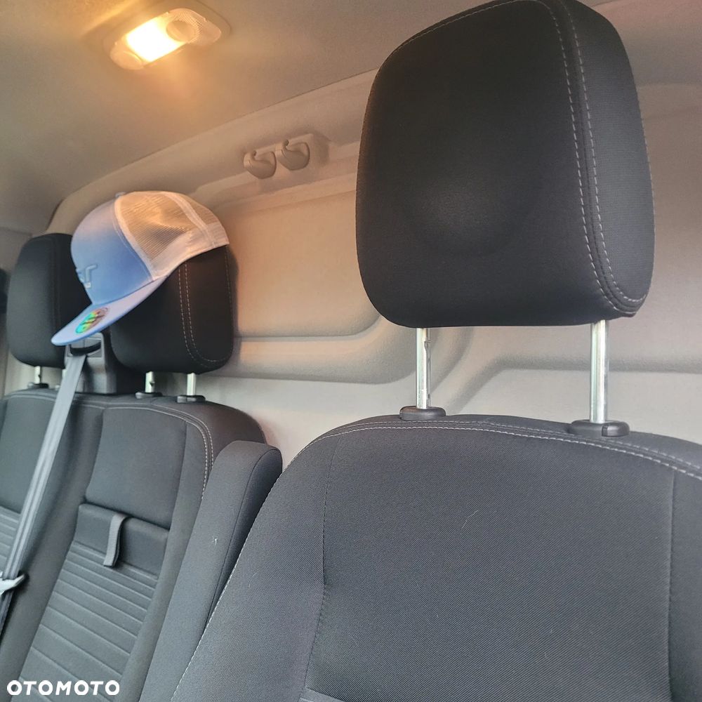 Ford TRANSIT CUSTOM - 17