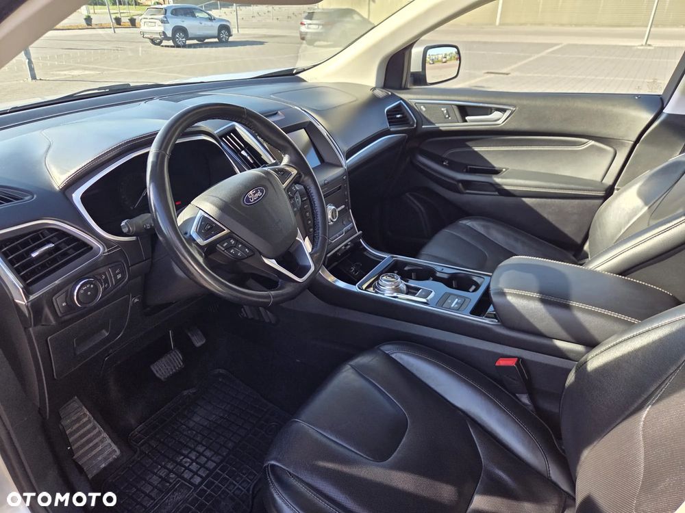 Ford Edge - 10