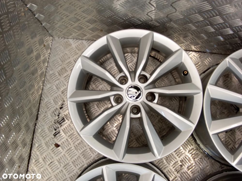 Felgi Skoda Octavia Karoq Yeti Superb 6,5Jx16 et46 5x112 - 4