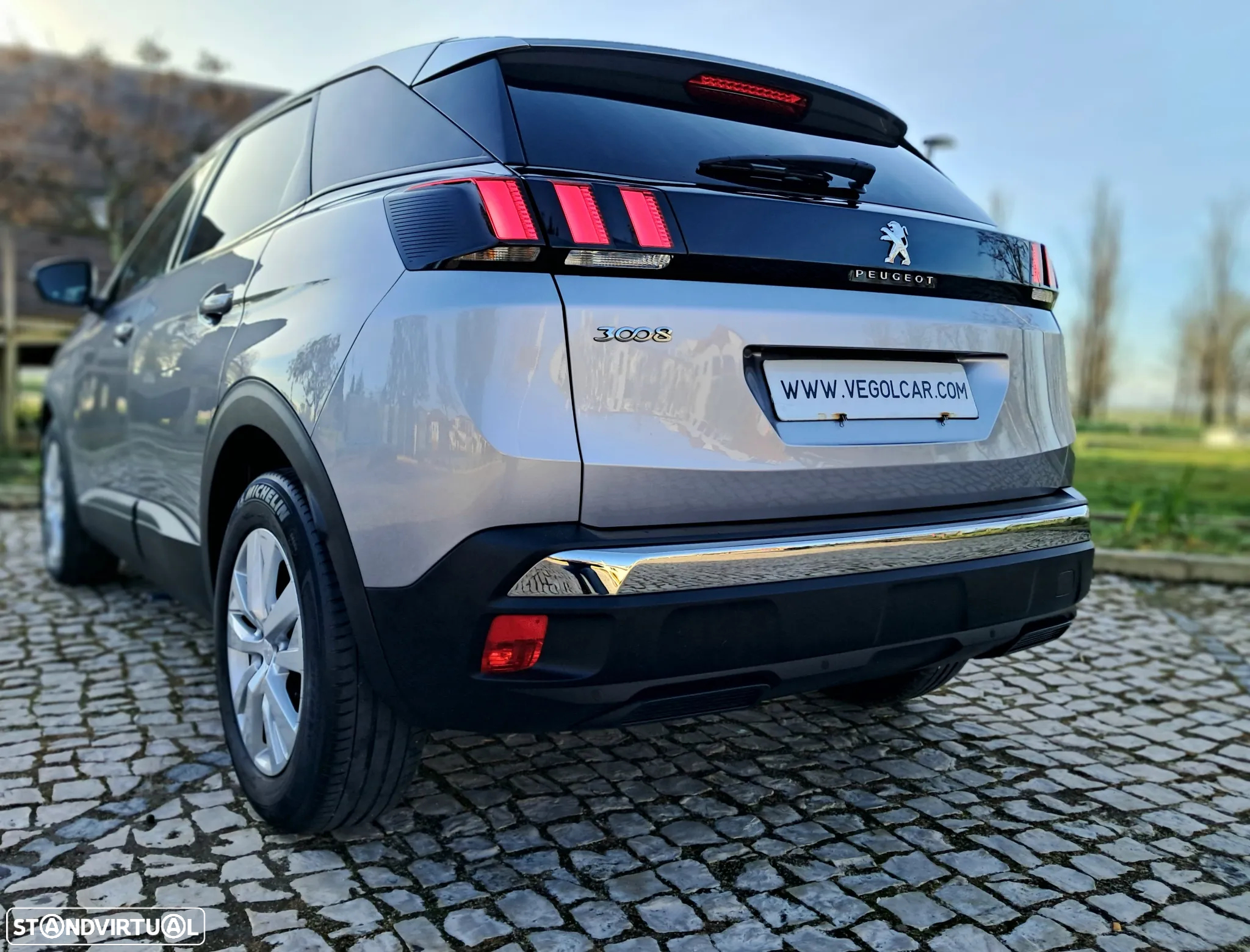Peugeot 3008 BlueHDi 130 Stop & Start EAT8 Active Pack - 9