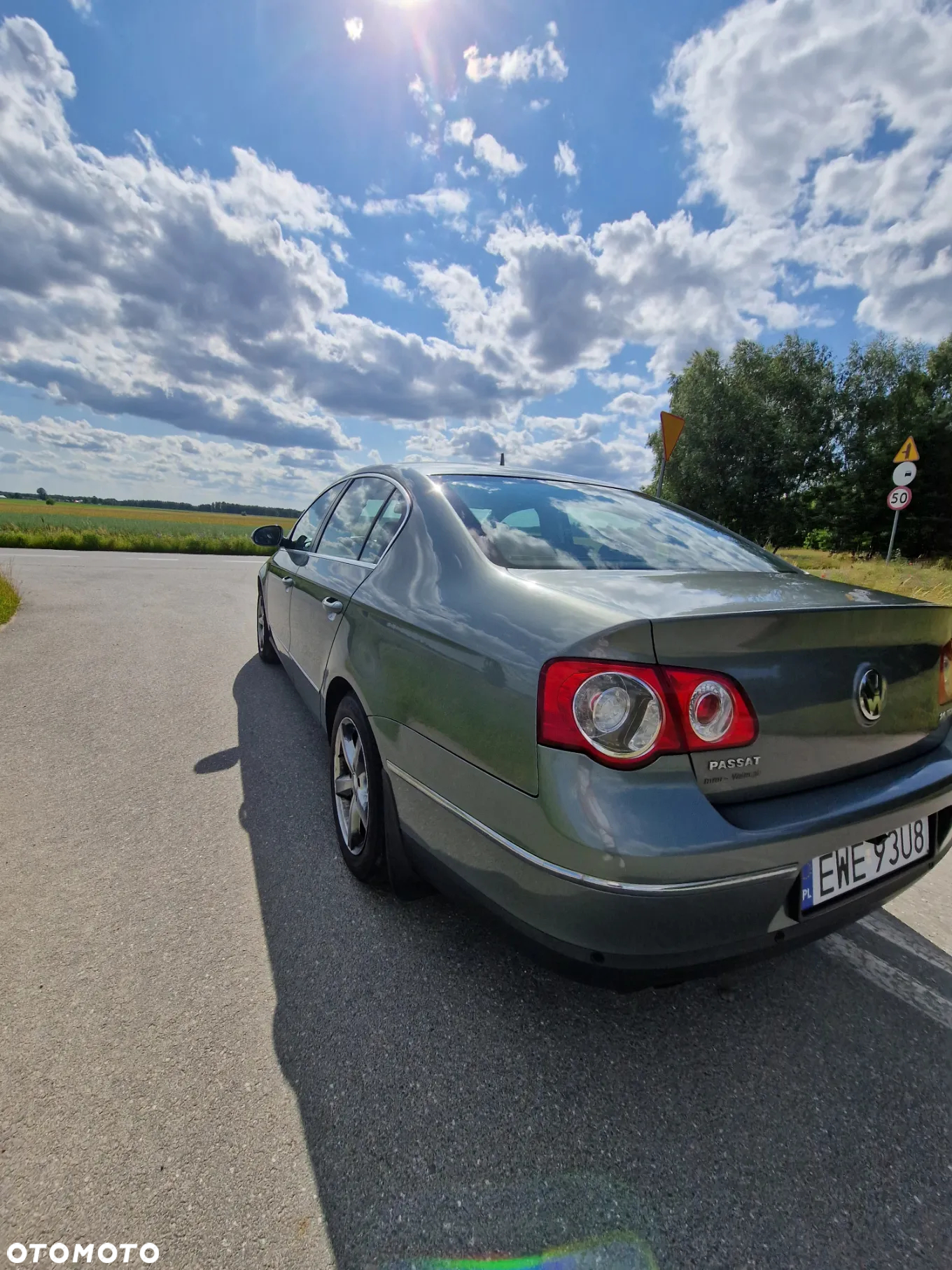 Volkswagen Passat 2.0 TDI Comfortline - 10