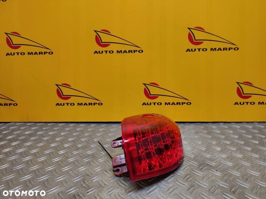 NISSAN SKYLINE CROSSOVER 2009- LAMPA TYŁ LED R USA - 4